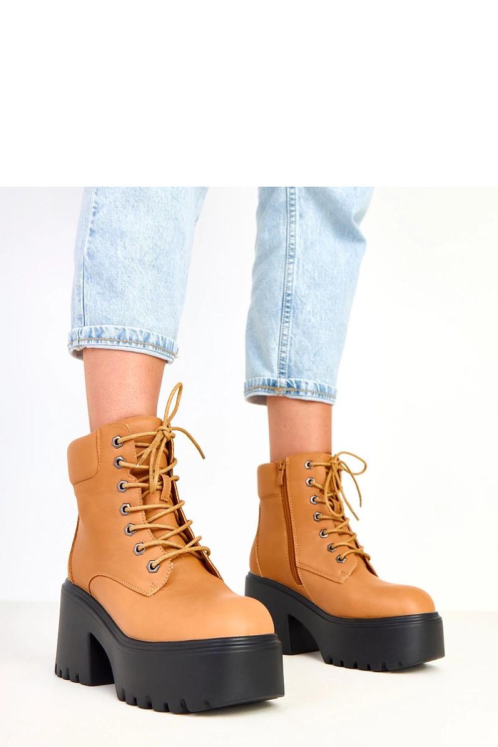  Laarsjes met hoge hak model 217927 Solea 