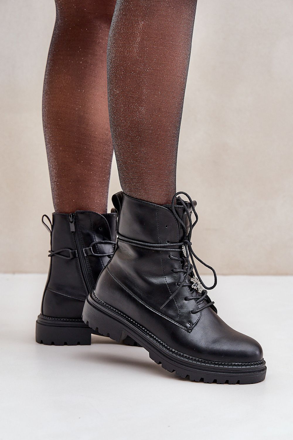  Laarsjes model 218518 Step in style 
