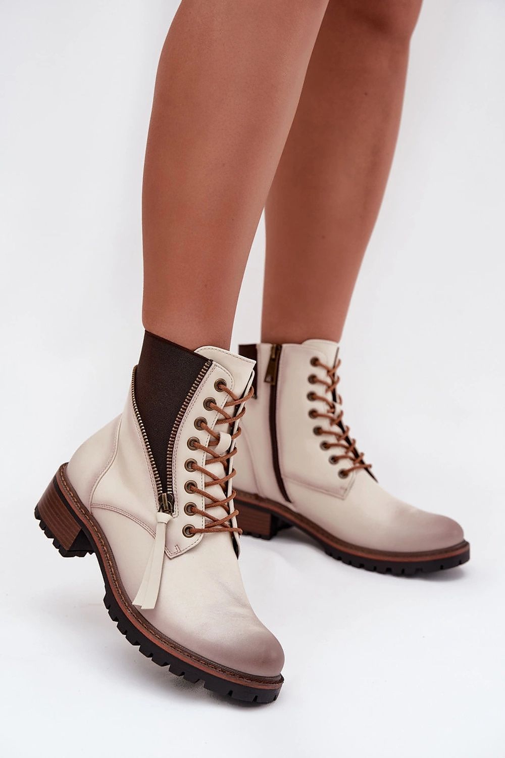  Laarsjes model 218708 Step in style 