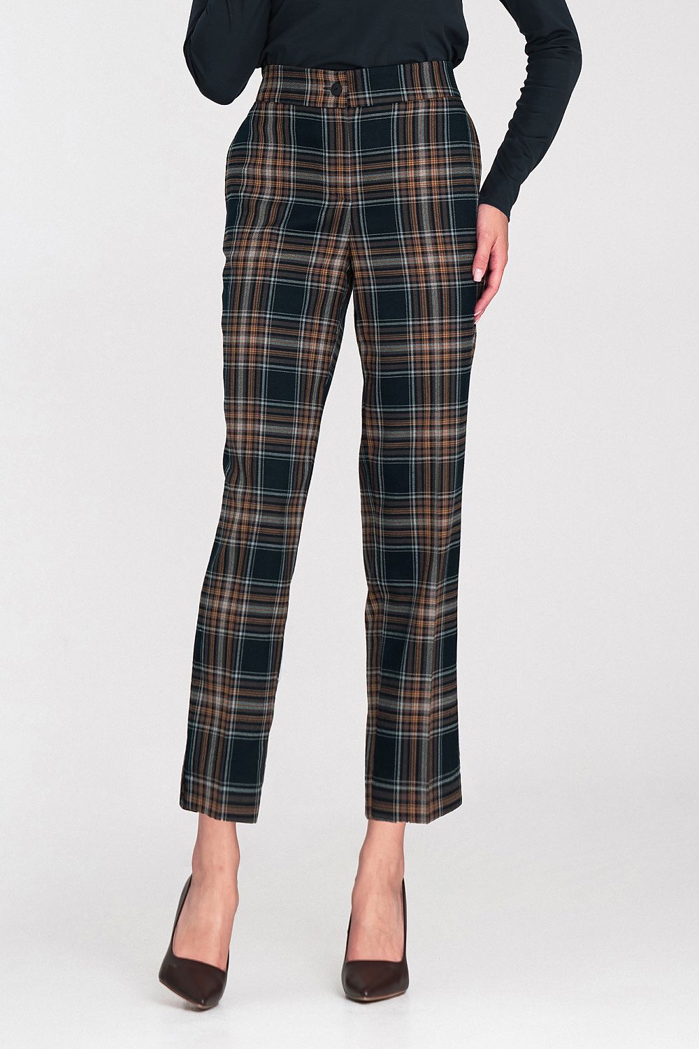  rok model 218895 Nife 