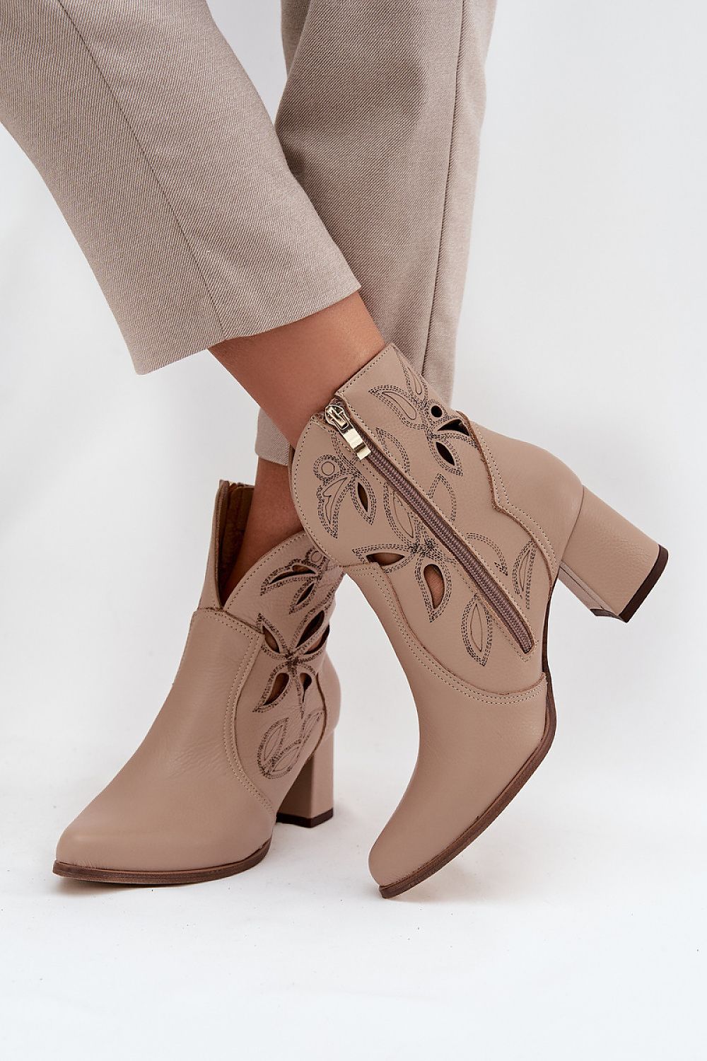  Laarsjes met hoge hak model 219129 Step in style 