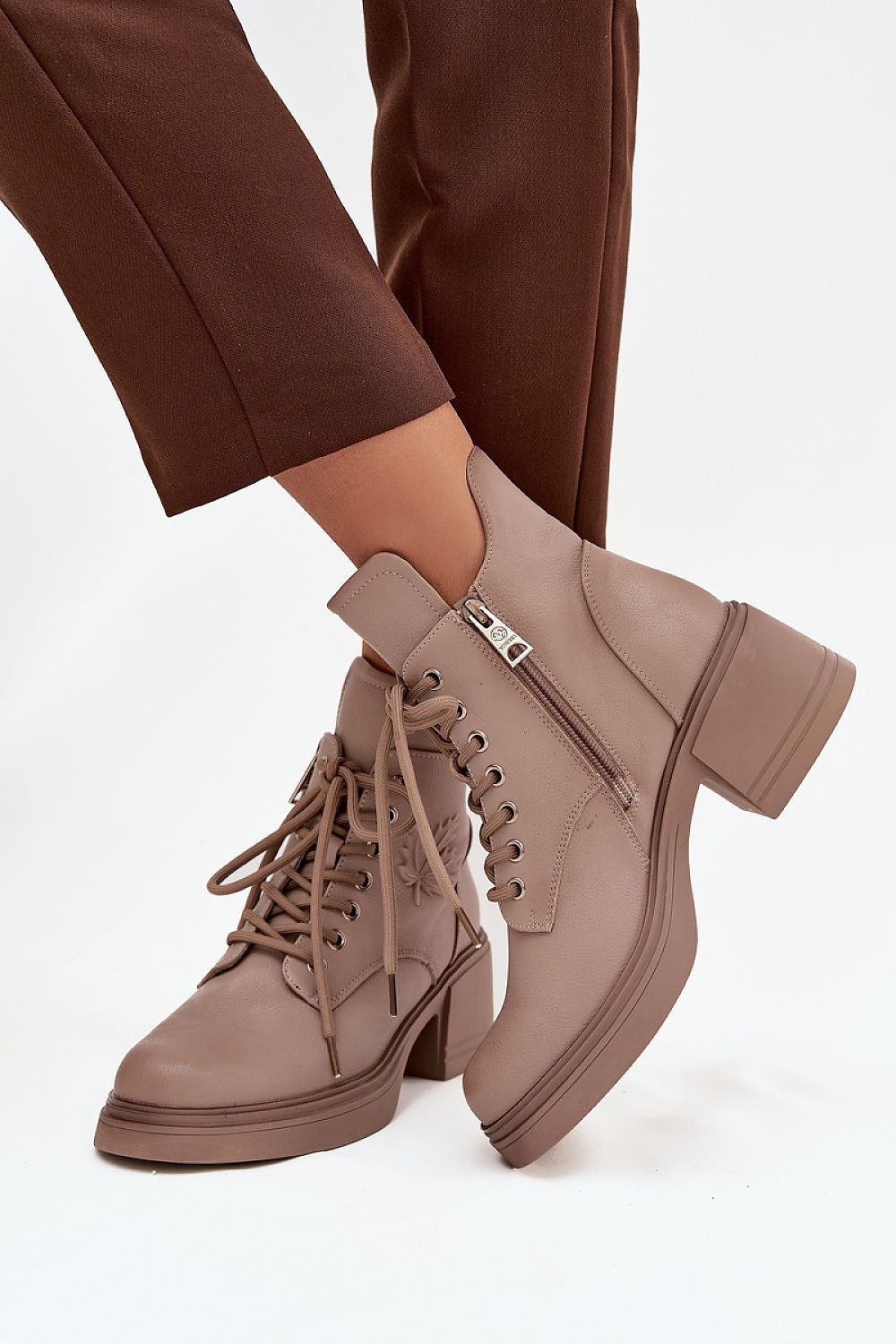  Laarsjes model 219255 Step in style 