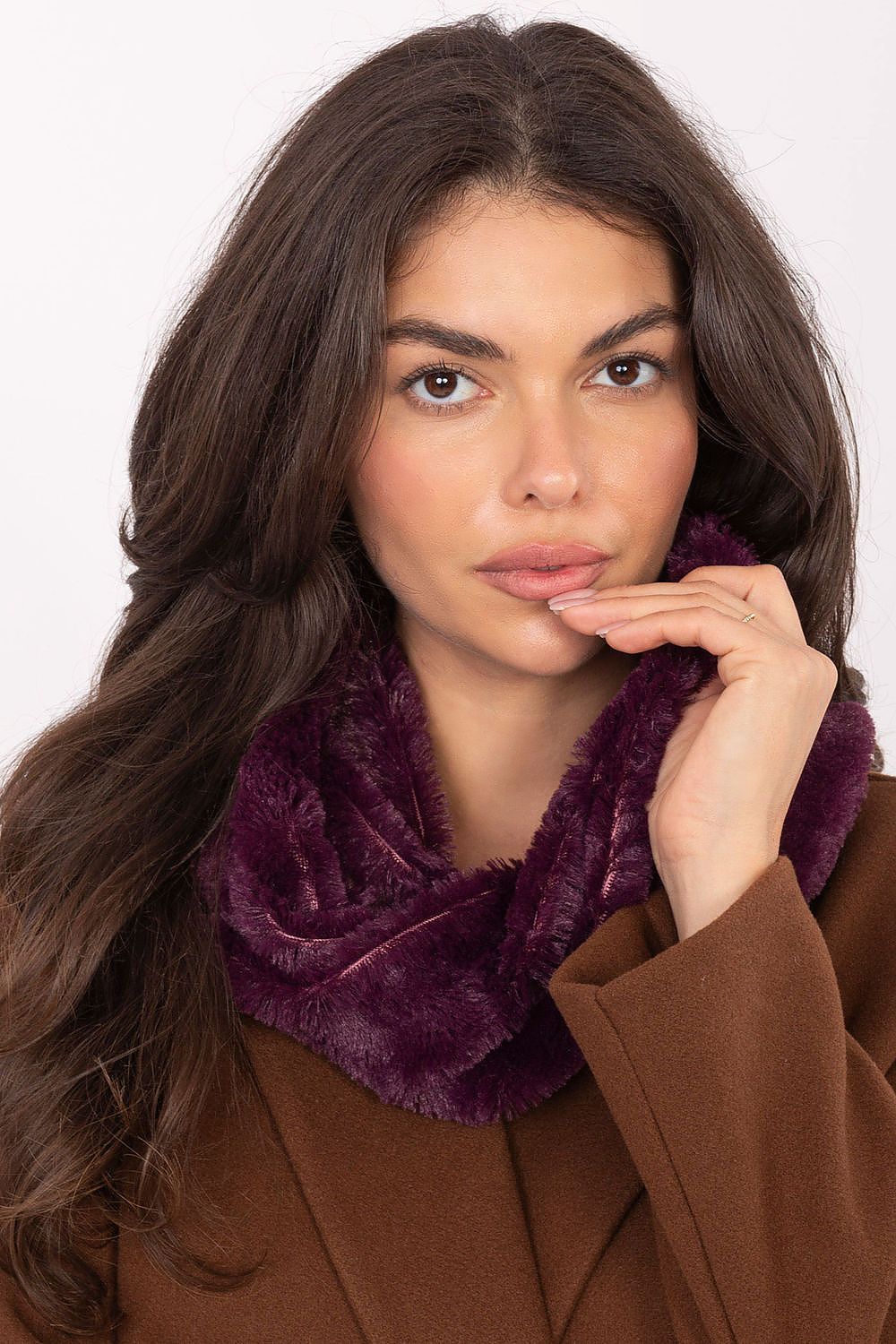  Loop Shawl model 219610 AT 