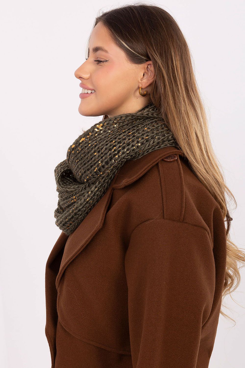  Loop Shawl model 220374 AT 