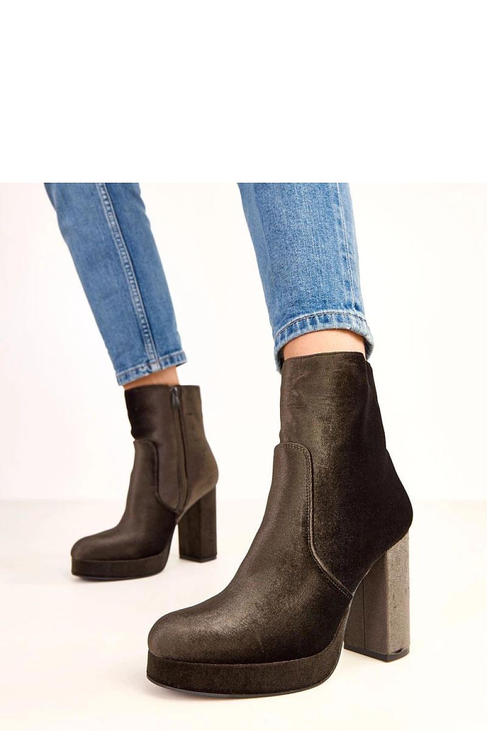  Laarsjes met hoge hak model 220583 Solea 