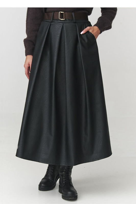  rok model 220783 Makadamia 