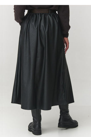  rok model 220783 Makadamia 