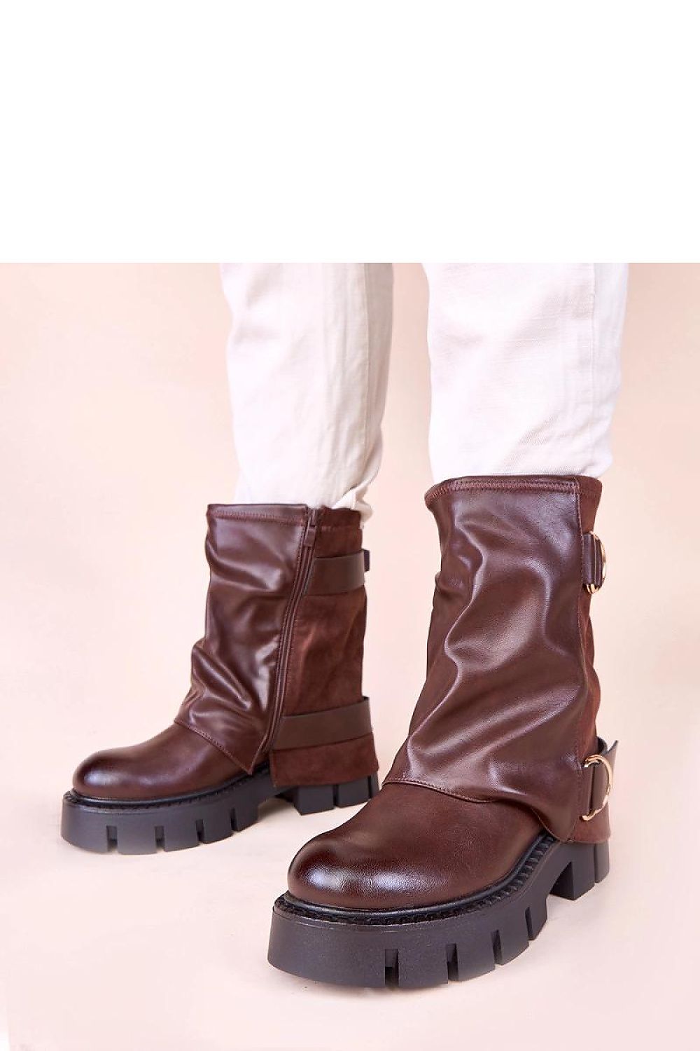  Laarsjes model 221044 Solea 