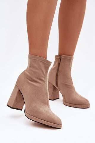  Laarsjes met hoge hak model 221934 Step in style 