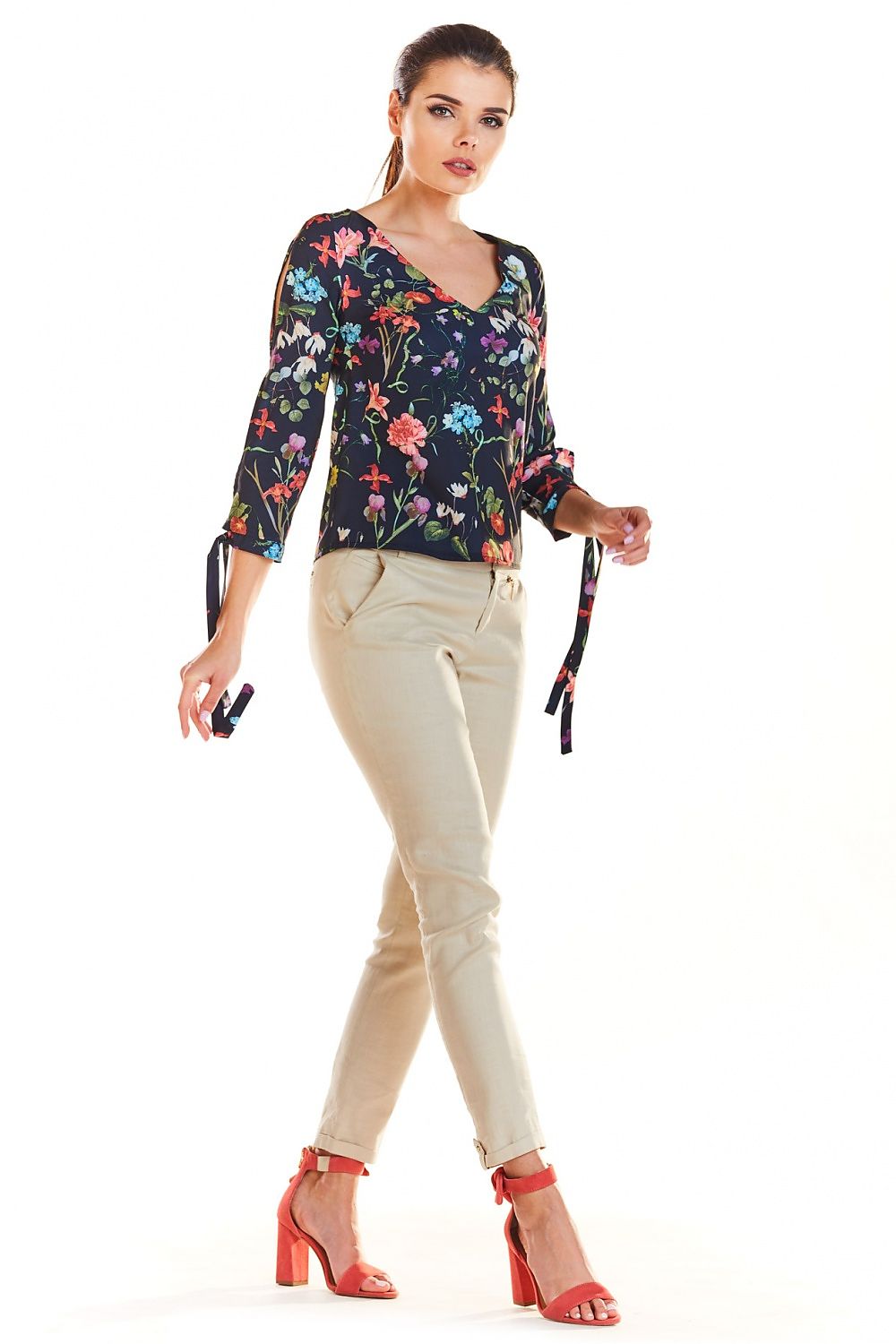  blouse model 129188 Infinite You 