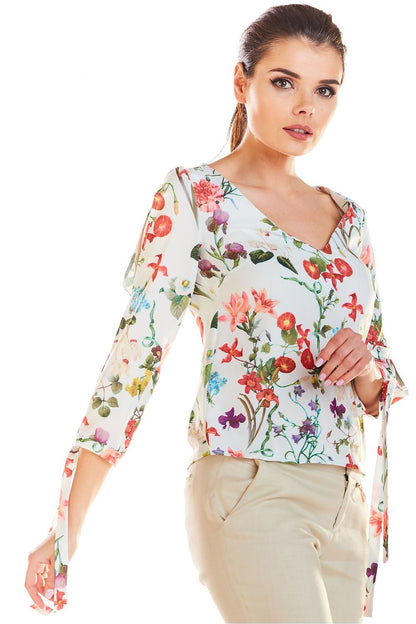  blouse model 129189 Infinite You 