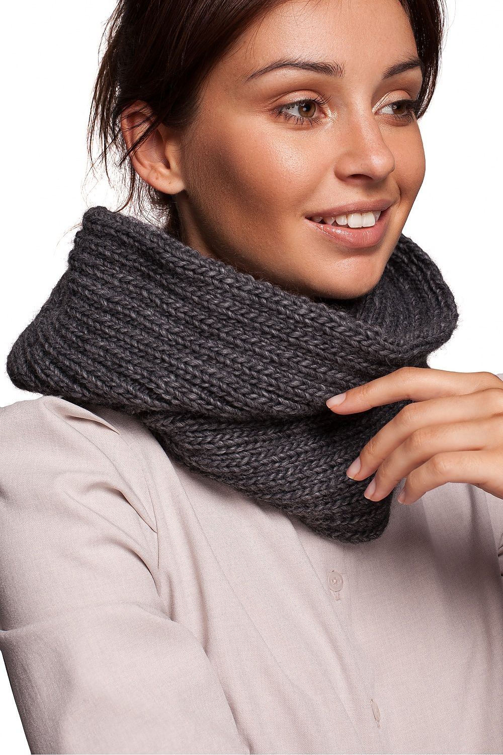  Loop Shawl model 148892 BE Knit 