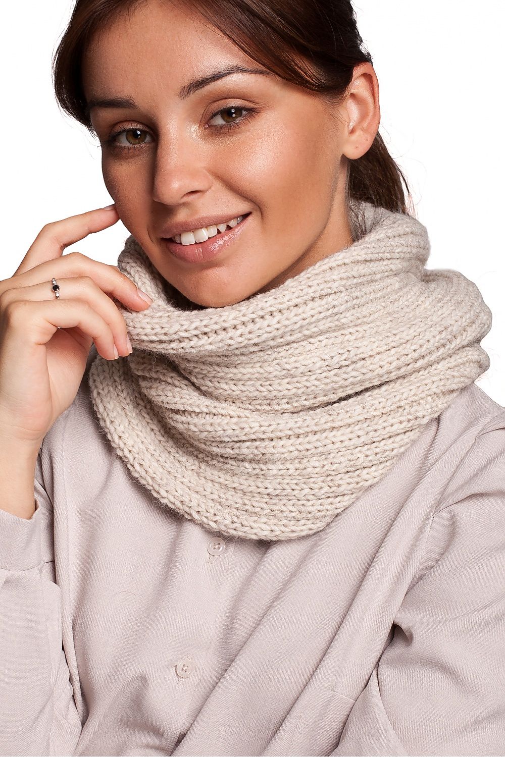  Loop Shawl model 148895 BE Knit 