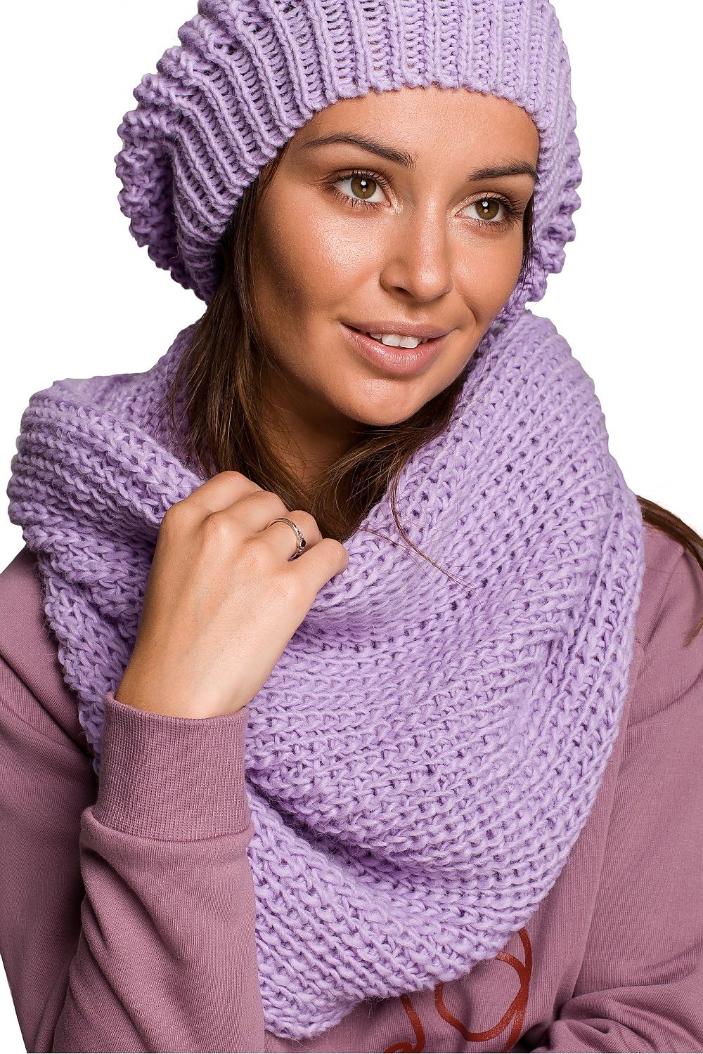  Loop Shawl model 148897 BE Knit 