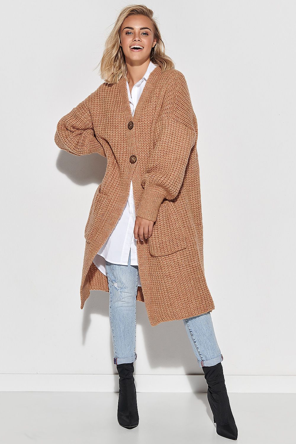  cardigan model 150117 Makadamia 