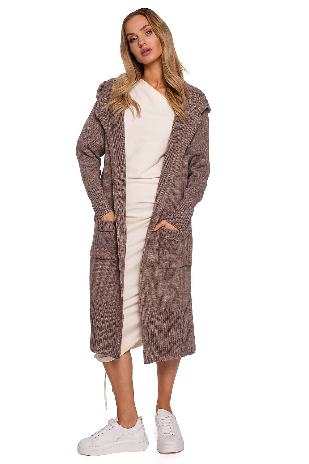  cardigan model 153609 Moe 