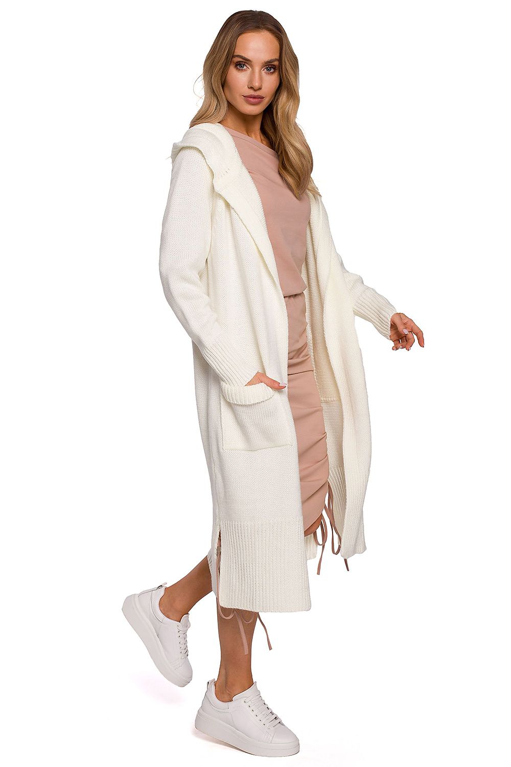  cardigan model 153612 Moe 