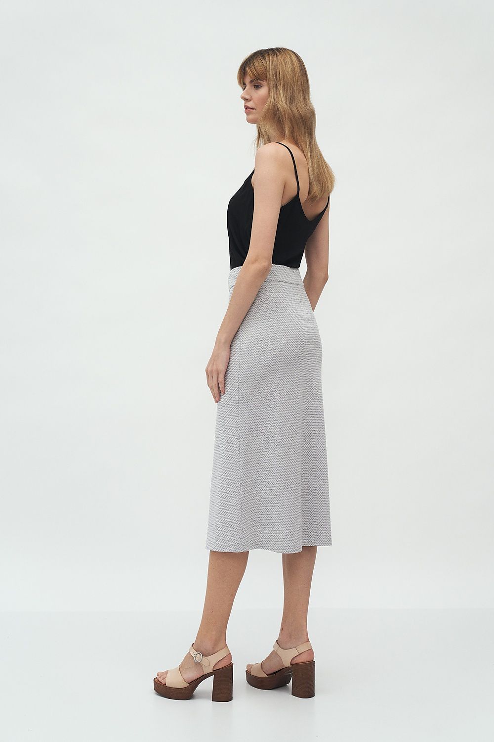  rok model 153702 Nife 