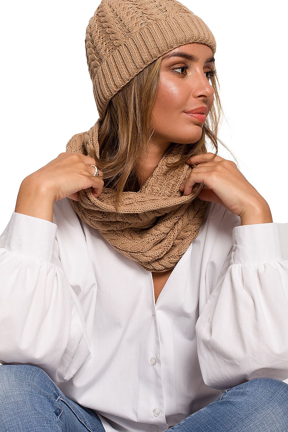 Loop Shawl model 157562 BE Knit 