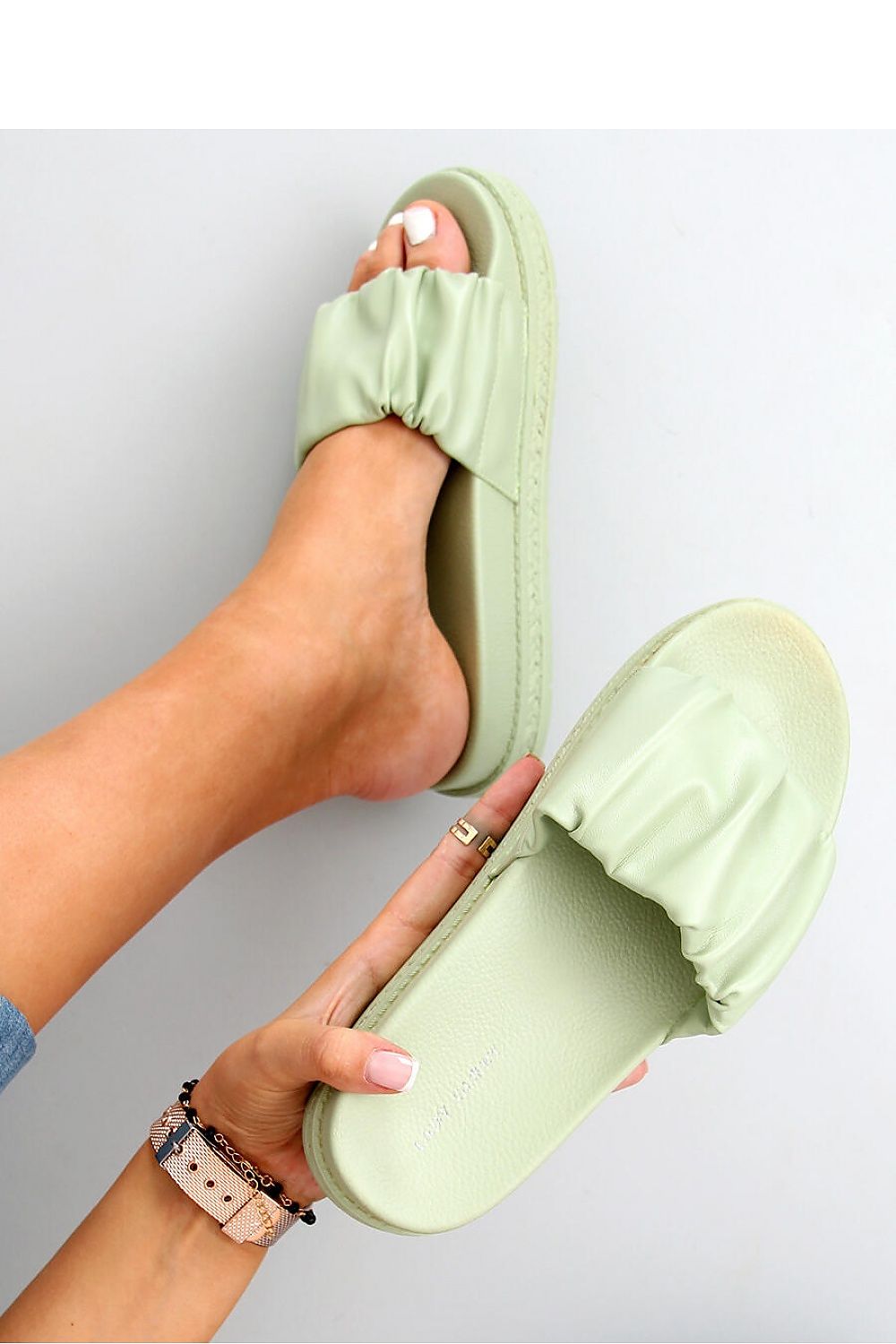  slippers model 165072 Inello 