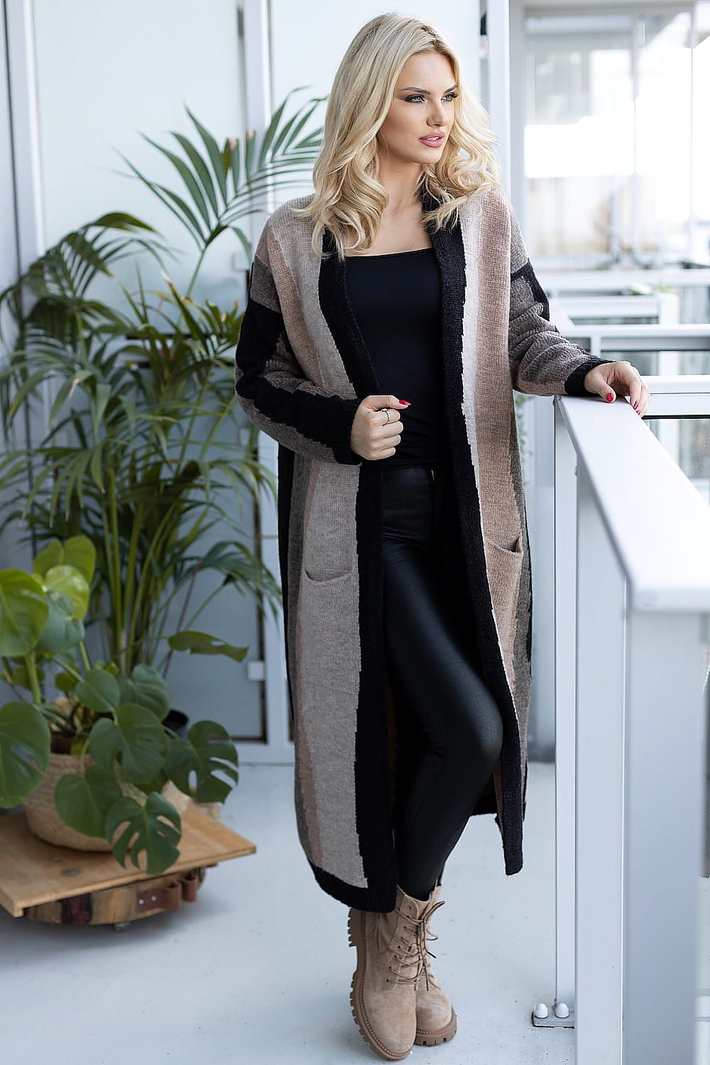  cardigan model 171308 PeeKaBoo 