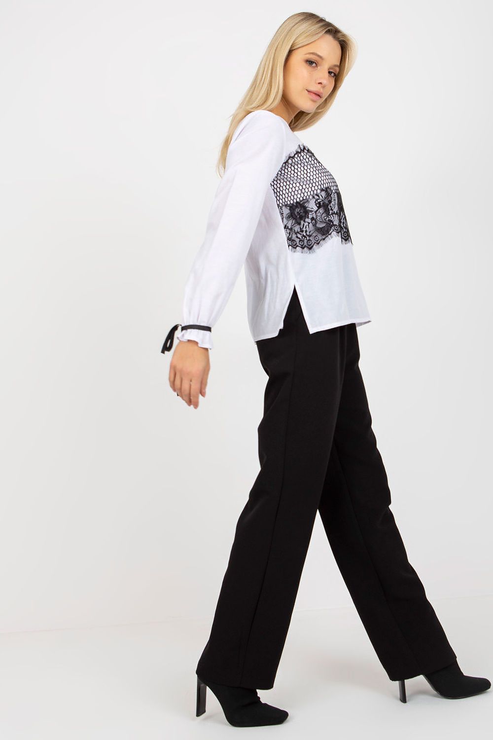  blouse model 174462 Lakerta 