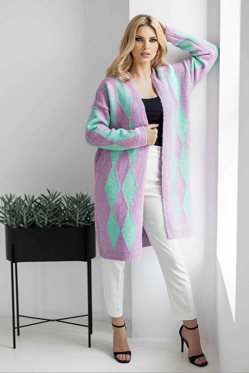  cardigan model 178644 PeeKaBoo 