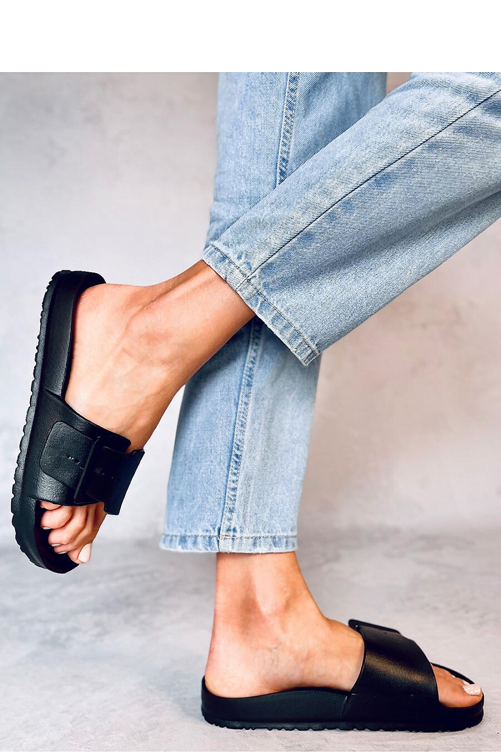  slippers model 180567 Inello 