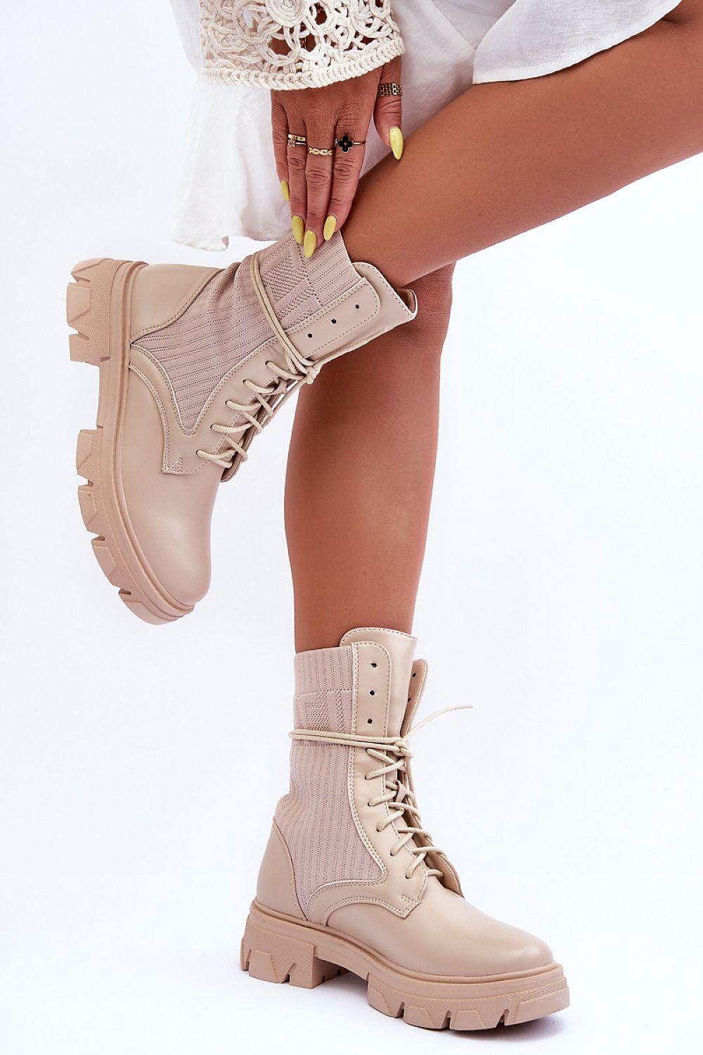  Laarsjes model 184001 Step in style 