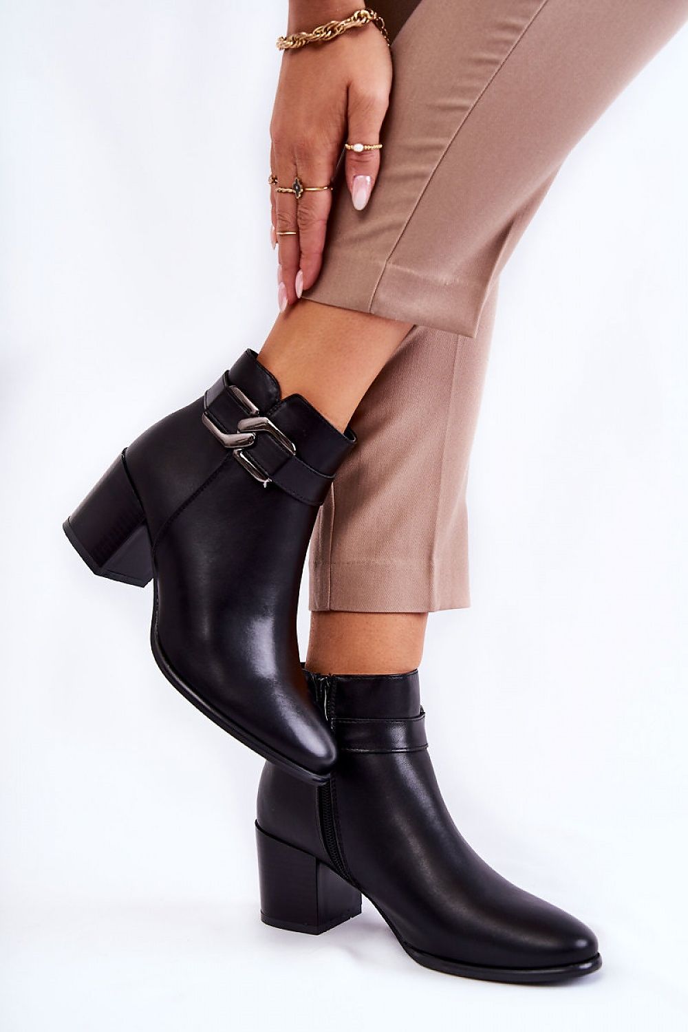 Laarsjes op sleehak model 185432 Step in style 