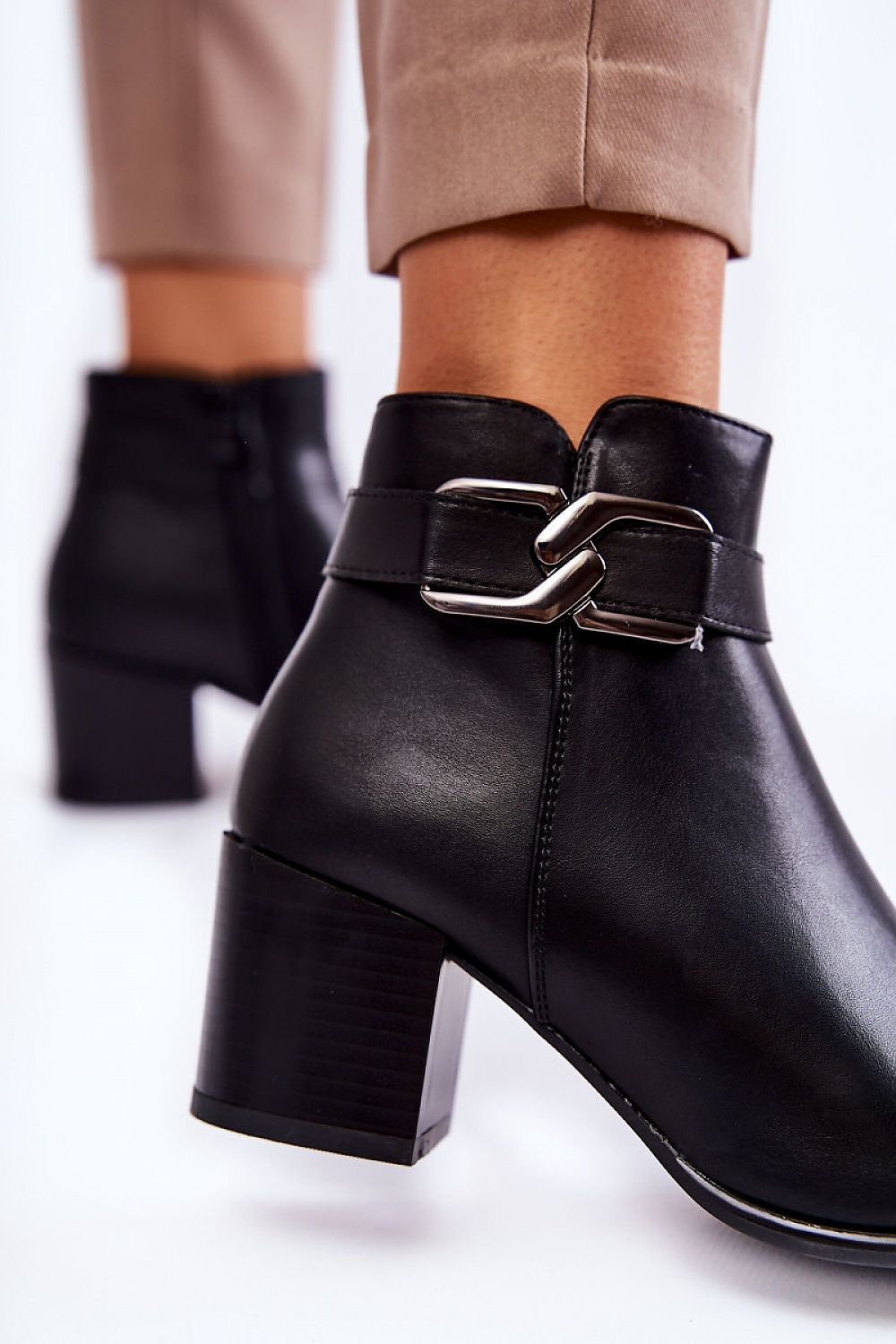  Laarsjes op sleehak model 185432 Step in style 