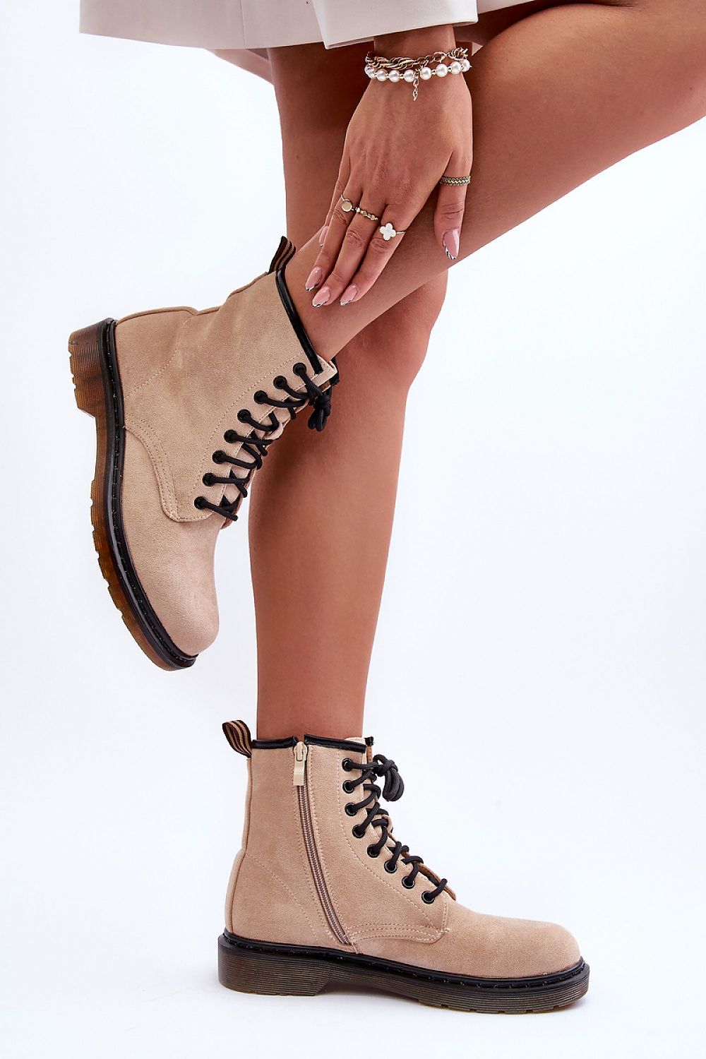  Laarsjes model 185442 Step in style 